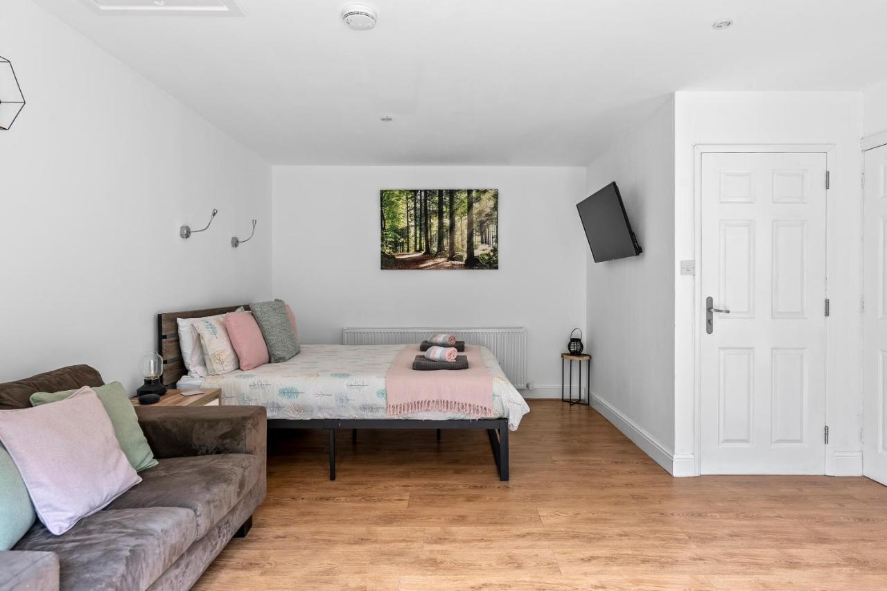 Number 2, Lytton Tree Lodge, Reydon, Southwold Екстериор снимка
